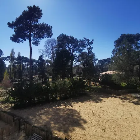 Neuf Avec Balcon Et Parking, Piscine Au Domaine De La Saviniere - Fr-1-194-306 La Tranche-sur-Mer