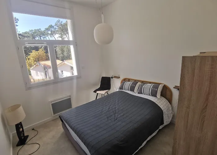 Neuf Avec Balcon Et Parking, Piscine Au Domaine De La Saviniere - Fr-1-194-306 Apartment La Tranche-sur-Mer